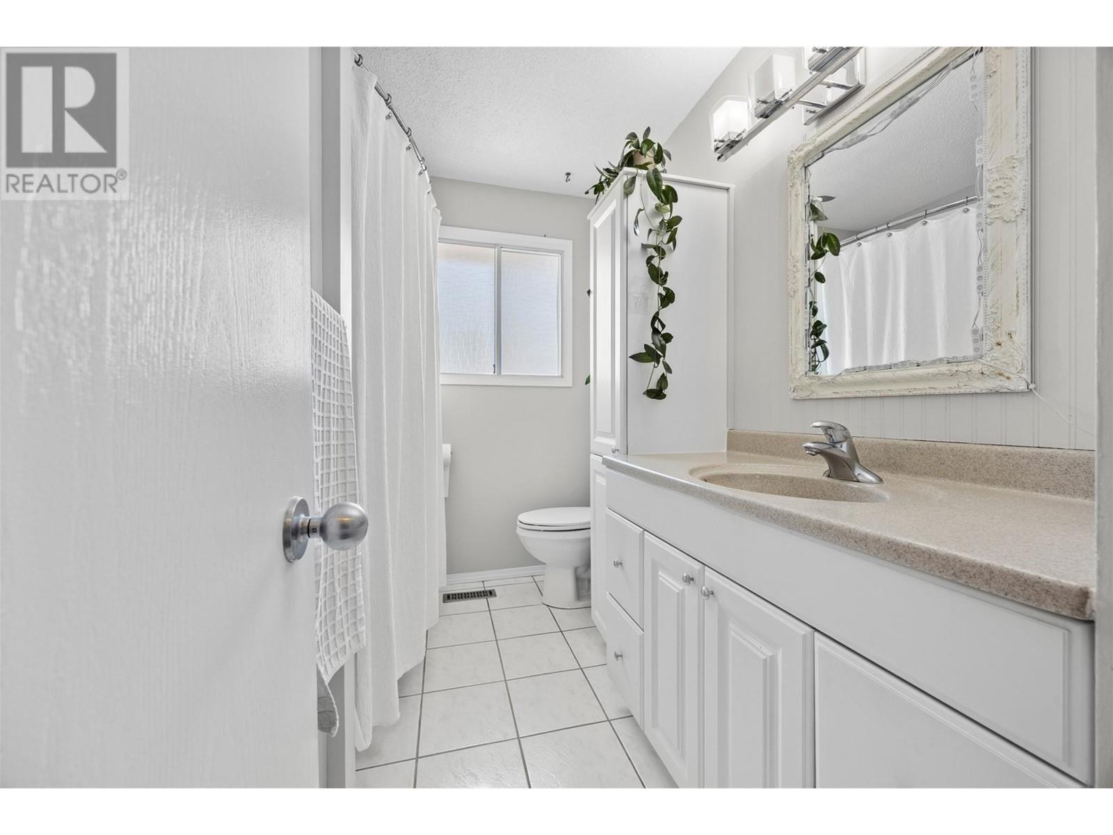 805 Brian Road, Kelowna, British Columbia  V1X 1H5 - Photo 22 - 10346312