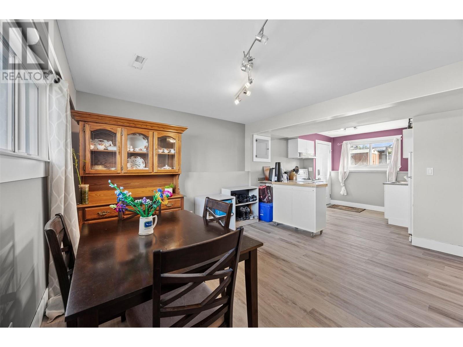 805 Brian Road, Kelowna, British Columbia  V1X 1H5 - Photo 28 - 10346312