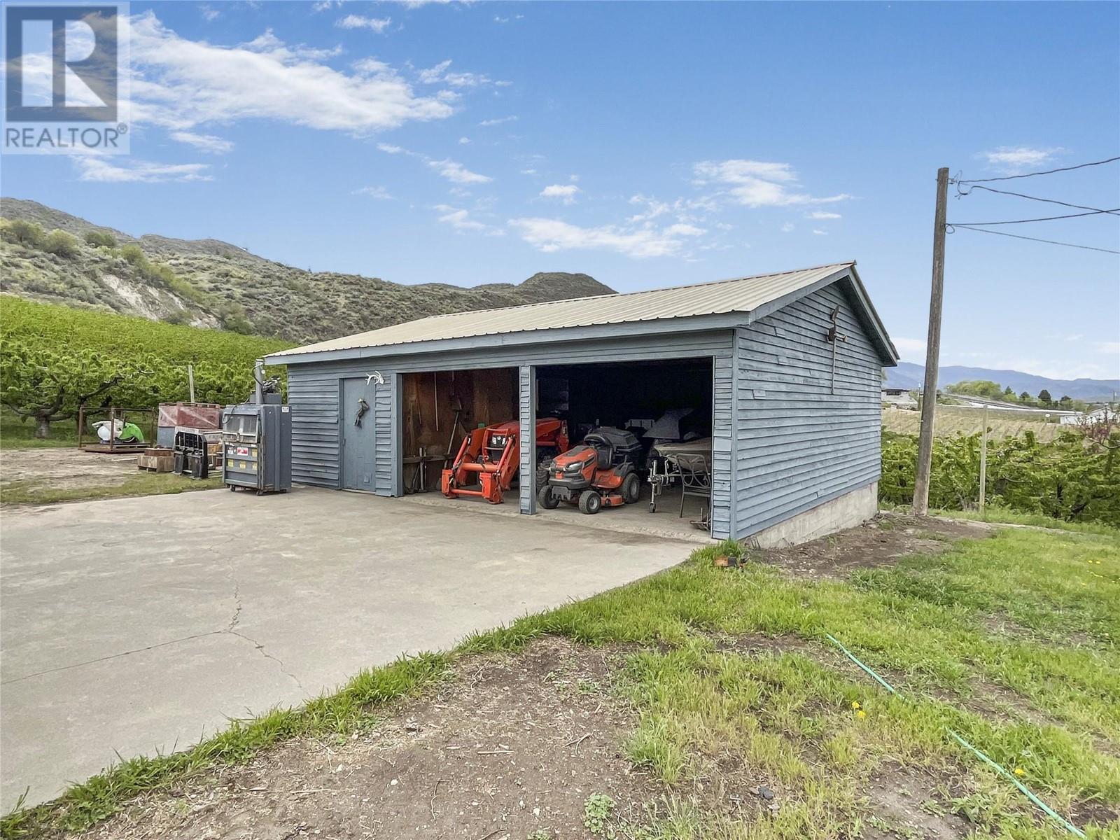 18606 Highway 97, Osoyoos, British Columbia  V0H 1V2 - Photo 3 - 10347042