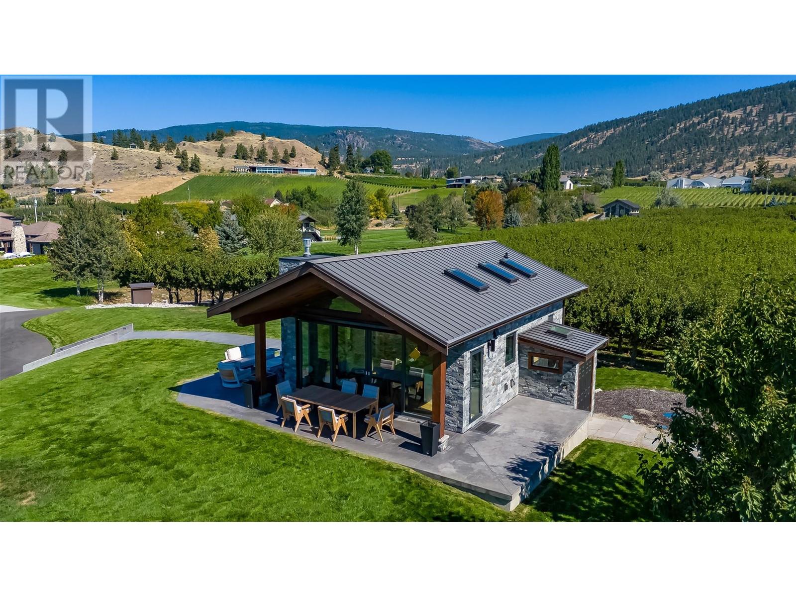 331 Lower Bench Road, Penticton, British Columbia  V2A 8V4 - Photo 2 - 10347008