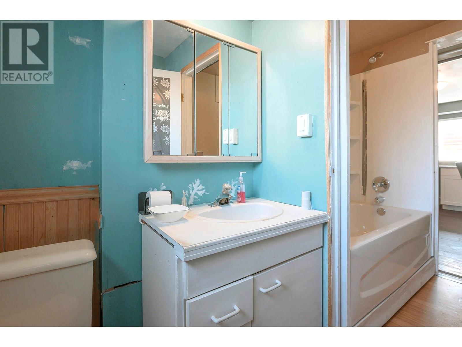 908 Westminster Avenue, Kamloops, British Columbia  V2B 1P1 - Photo 18 - 10346992