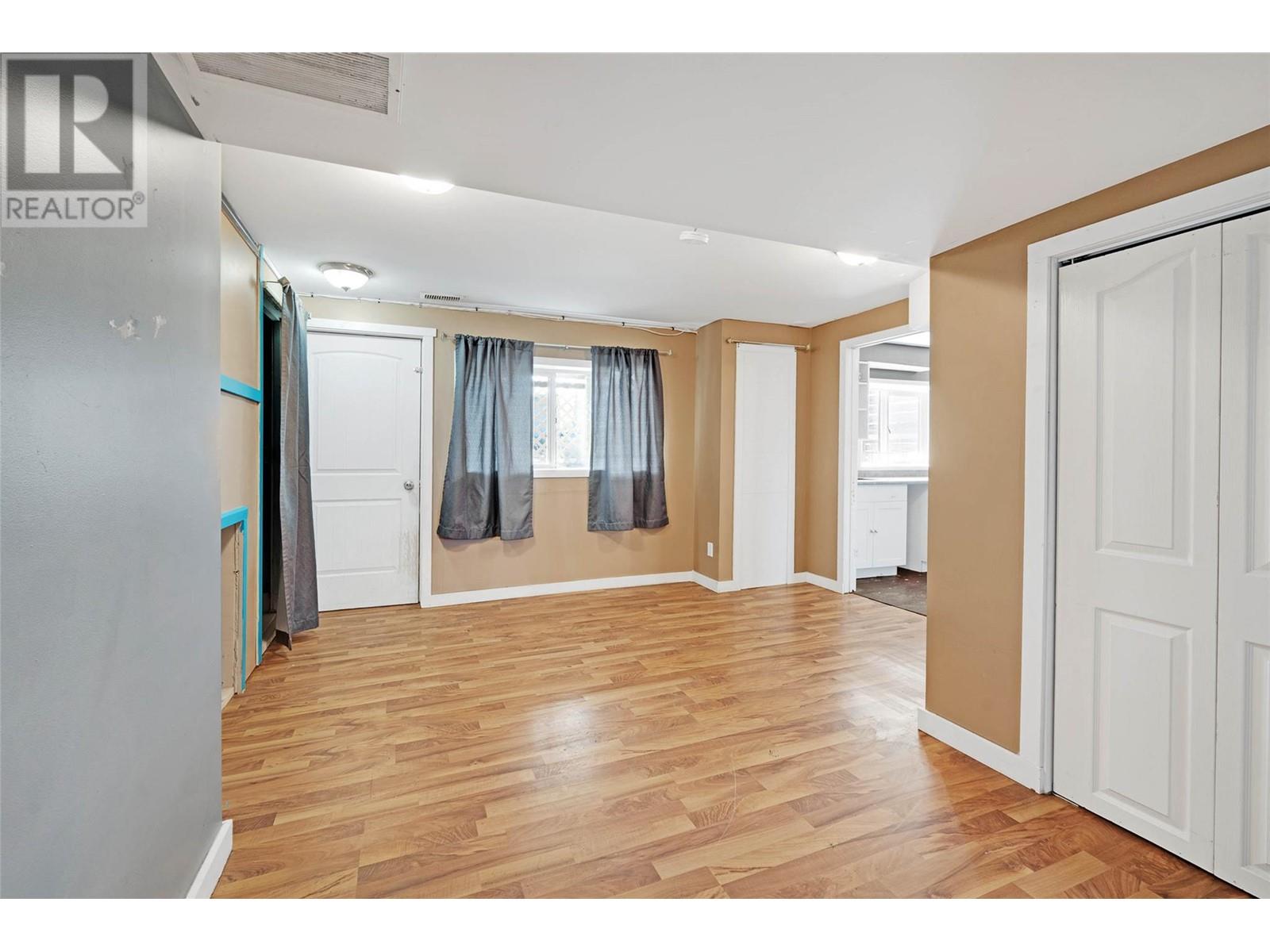 908 Westminster Avenue, Kamloops, British Columbia  V2B 1P1 - Photo 25 - 10346992