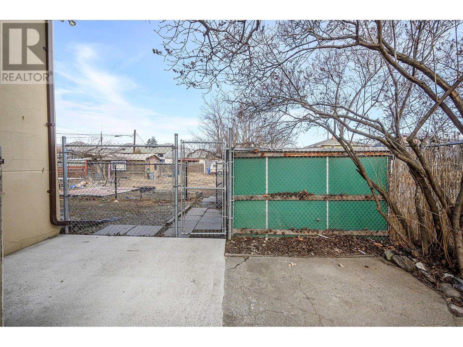 908 Westminster Avenue, Kamloops, British Columbia  V2B 1P1 - Photo 32 - 10346992