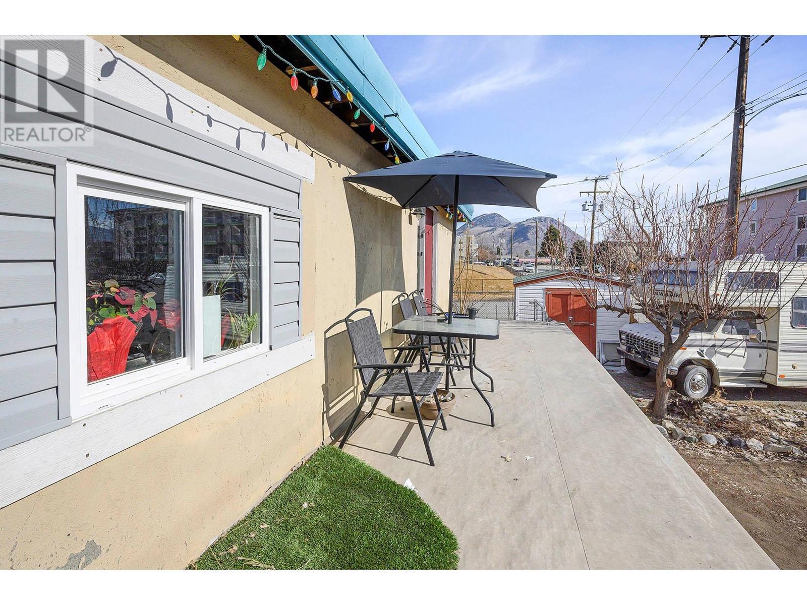 908 Westminster Avenue, Kamloops, British Columbia  V2B 1P1 - Photo 4 - 10346992