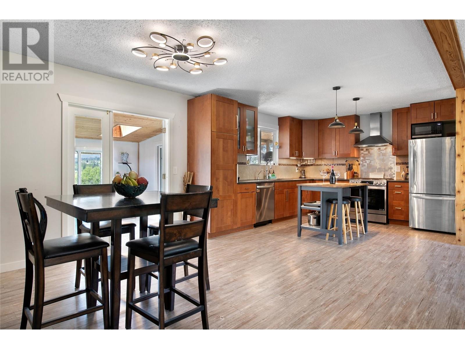 10592 Sherman Drive, Lake Country, British Columbia  V4V 1W2 - Photo 14 - 10346761