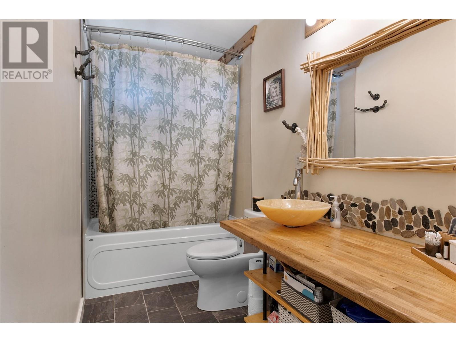 10592 Sherman Drive, Lake Country, British Columbia  V4V 1W2 - Photo 21 - 10346761