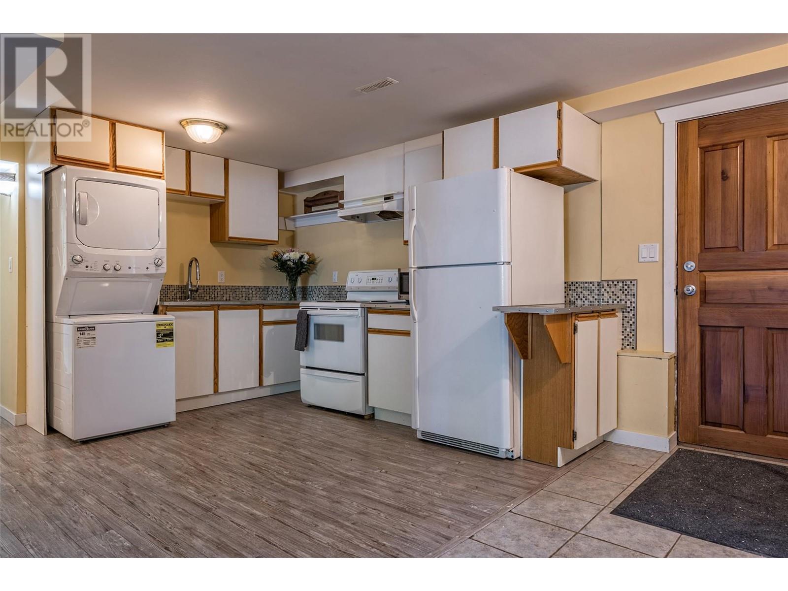 10592 Sherman Drive, Lake Country, British Columbia  V4V 1W2 - Photo 27 - 10346761