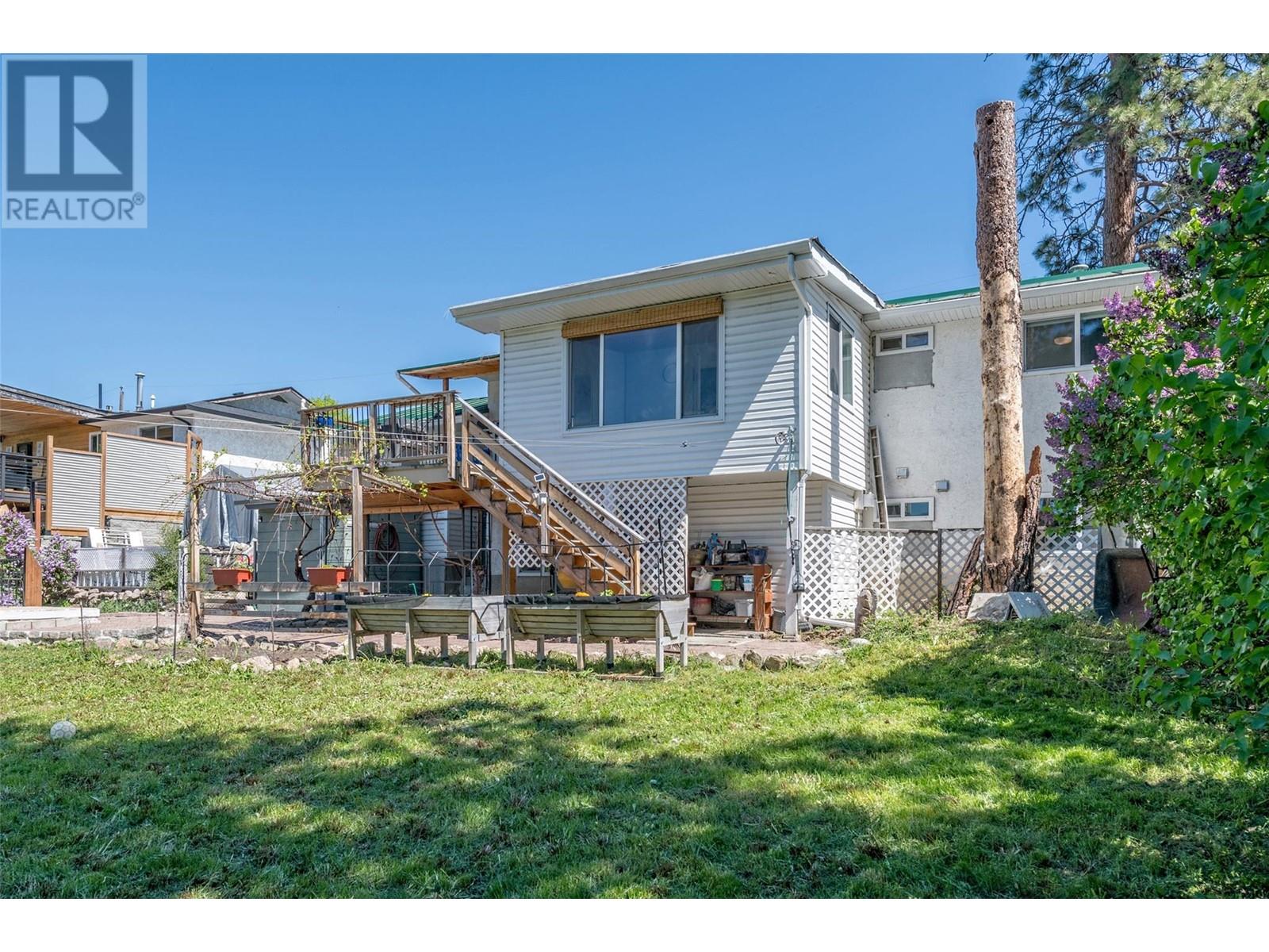 10592 Sherman Drive, Lake Country, British Columbia  V4V 1W2 - Photo 35 - 10346761
