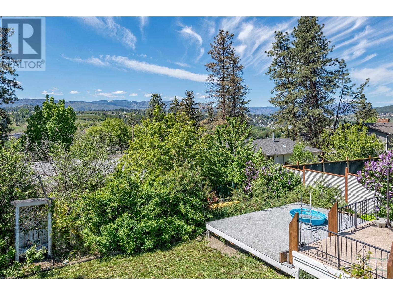10592 Sherman Drive, Lake Country, British Columbia  V4V 1W2 - Photo 39 - 10346761