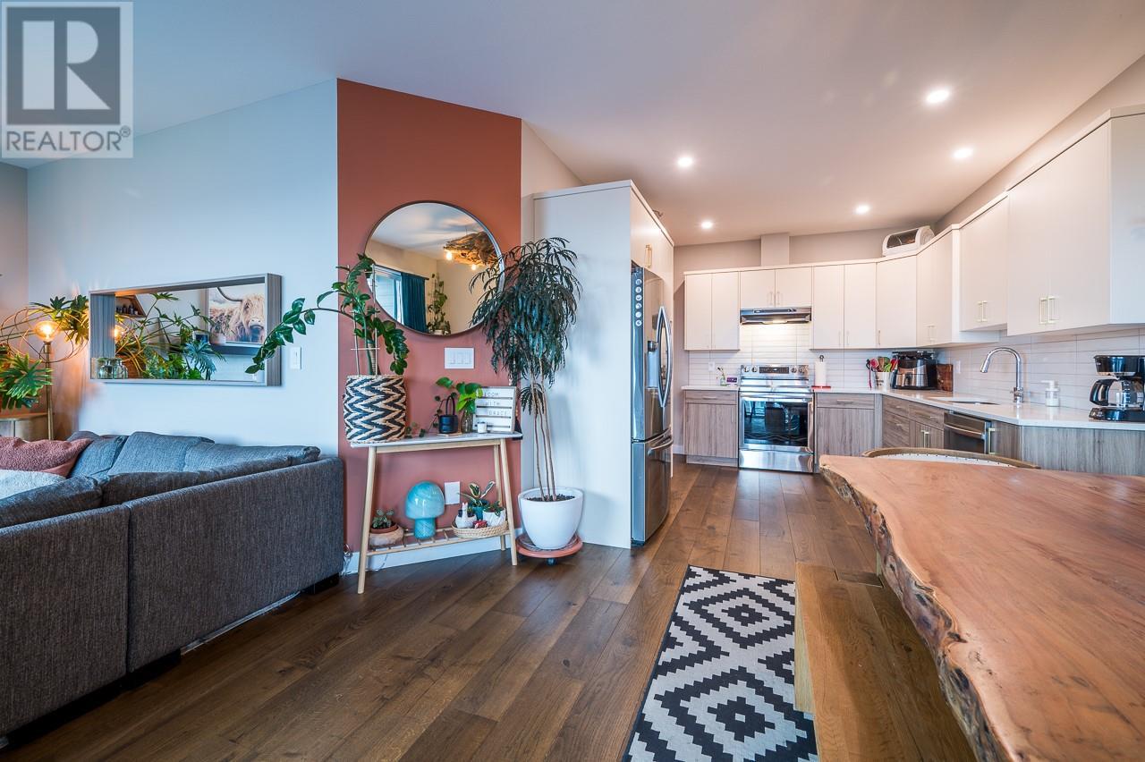 2045 Stagecoach Drive Unit# 106, Kamloops, British Columbia  V2B 0H8 - Photo 14 - 10347025
