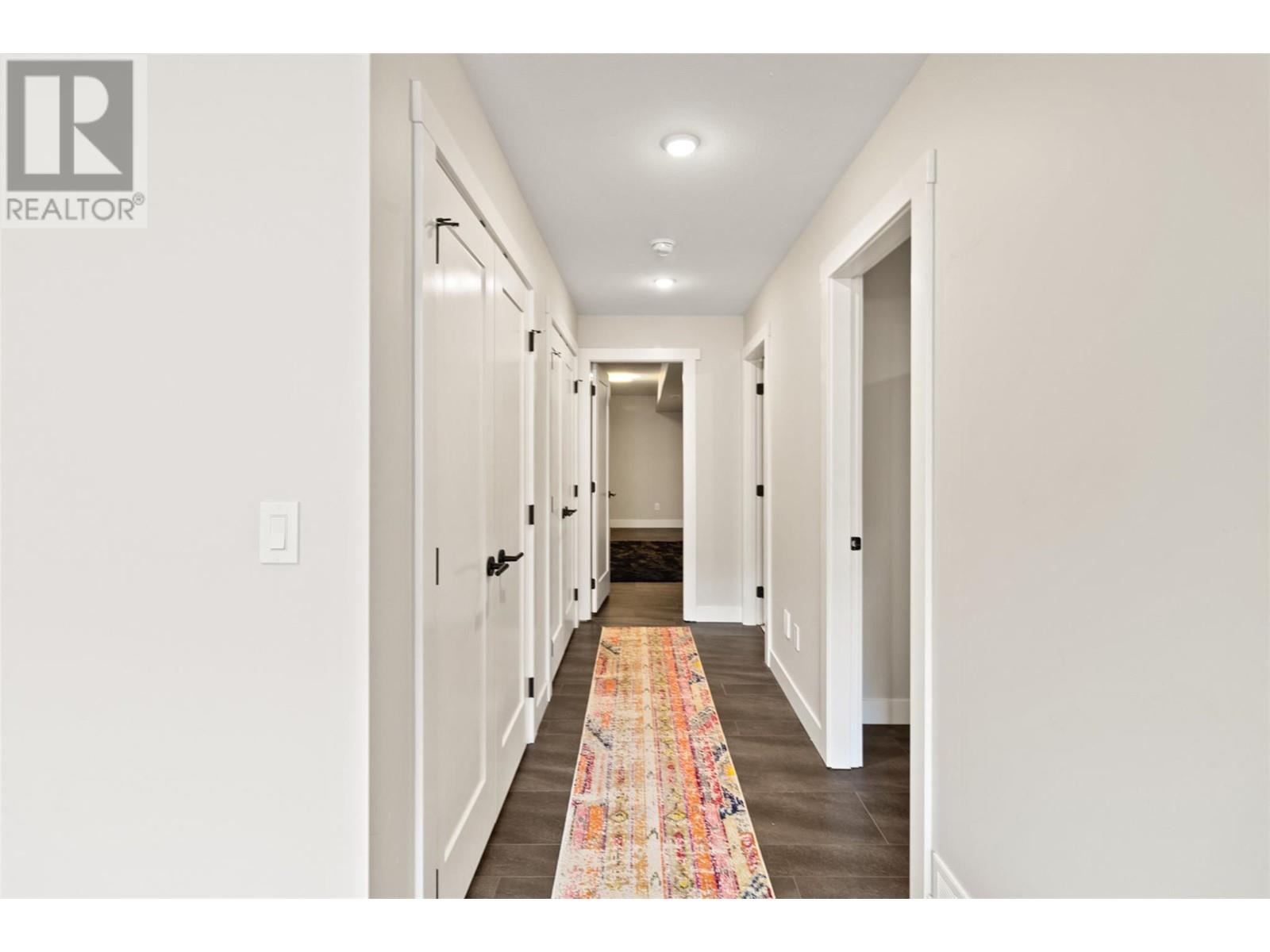 2045 Stagecoach Drive Unit# 106, Kamloops, British Columbia  V2B 0H8 - Photo 32 - 10347025
