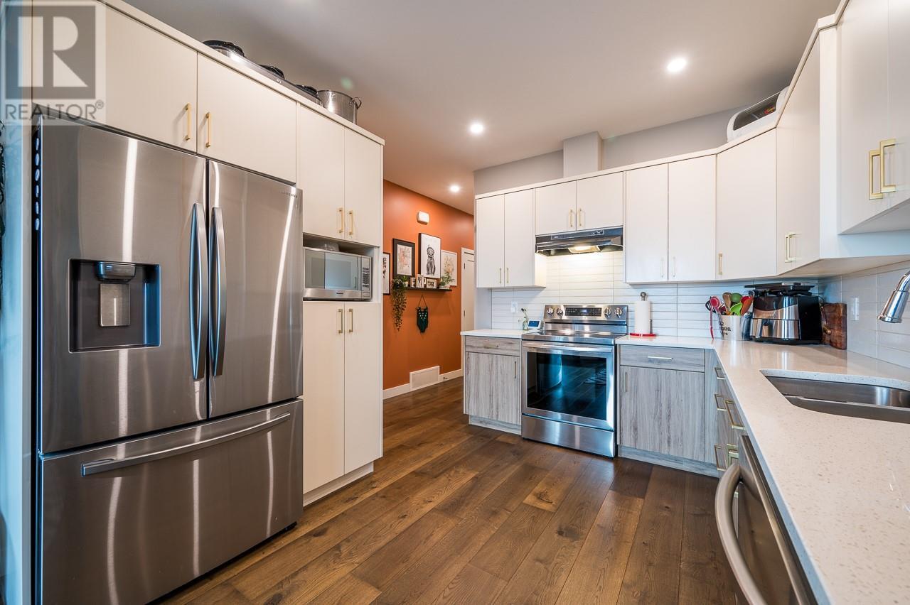 2045 Stagecoach Drive Unit# 106, Kamloops, British Columbia  V2B 0H8 - Photo 8 - 10347025