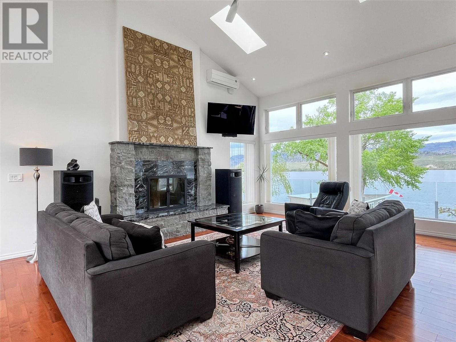 18205 87th Street, Osoyoos, British Columbia  V0H 1V0 - Photo 4 - 10347056