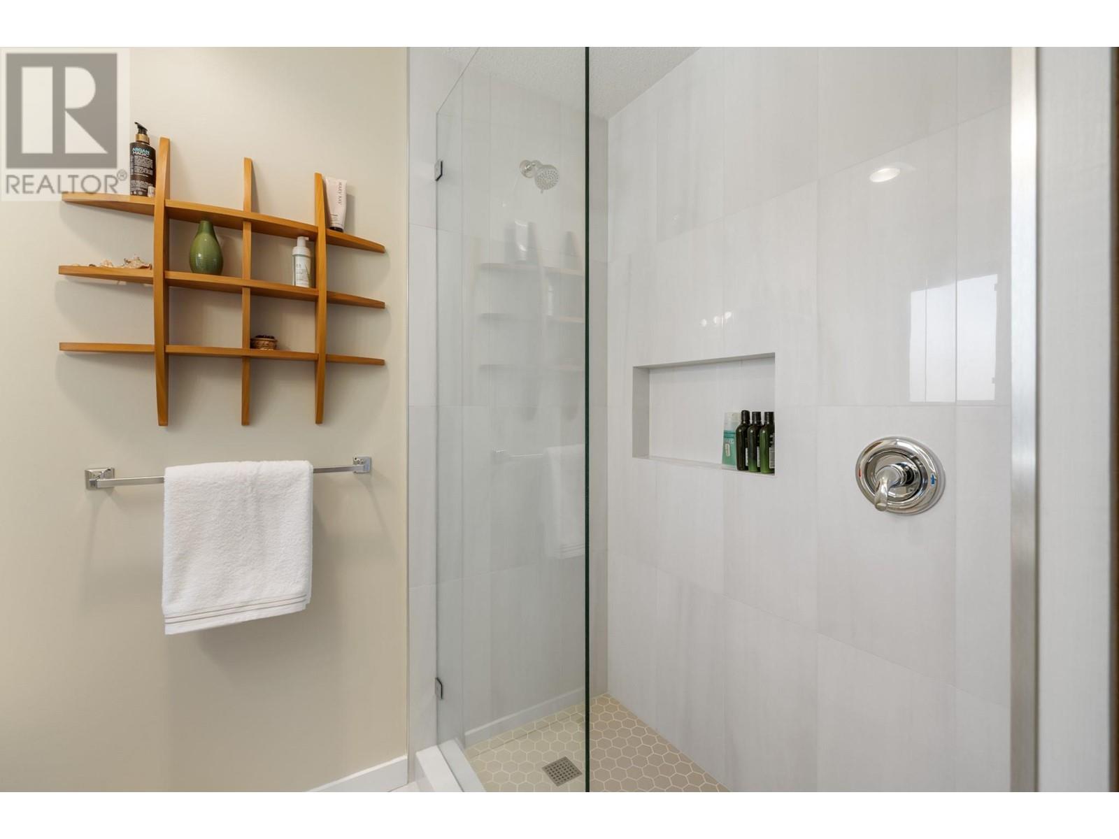 710 Cassiar Road, Kelowna, British Columbia  V1V 1M6 - Photo 25 - 10346851