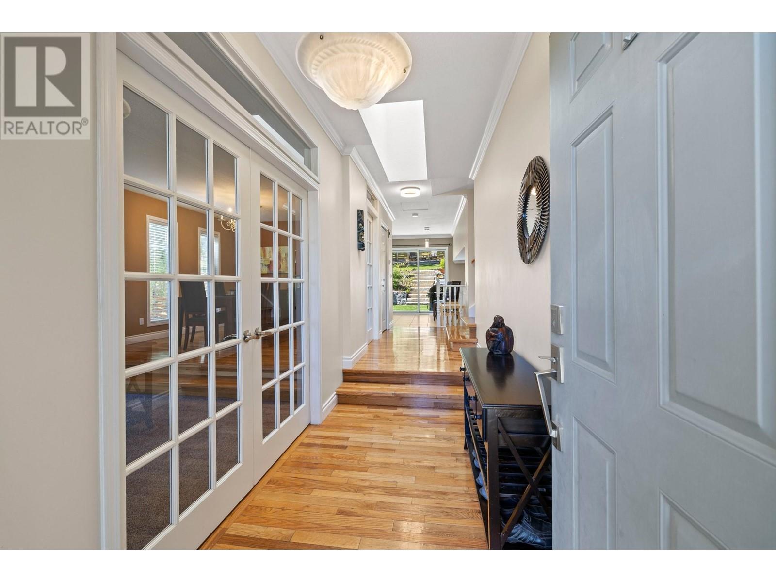 710 Cassiar Road, Kelowna, British Columbia  V1V 1M6 - Photo 3 - 10346851