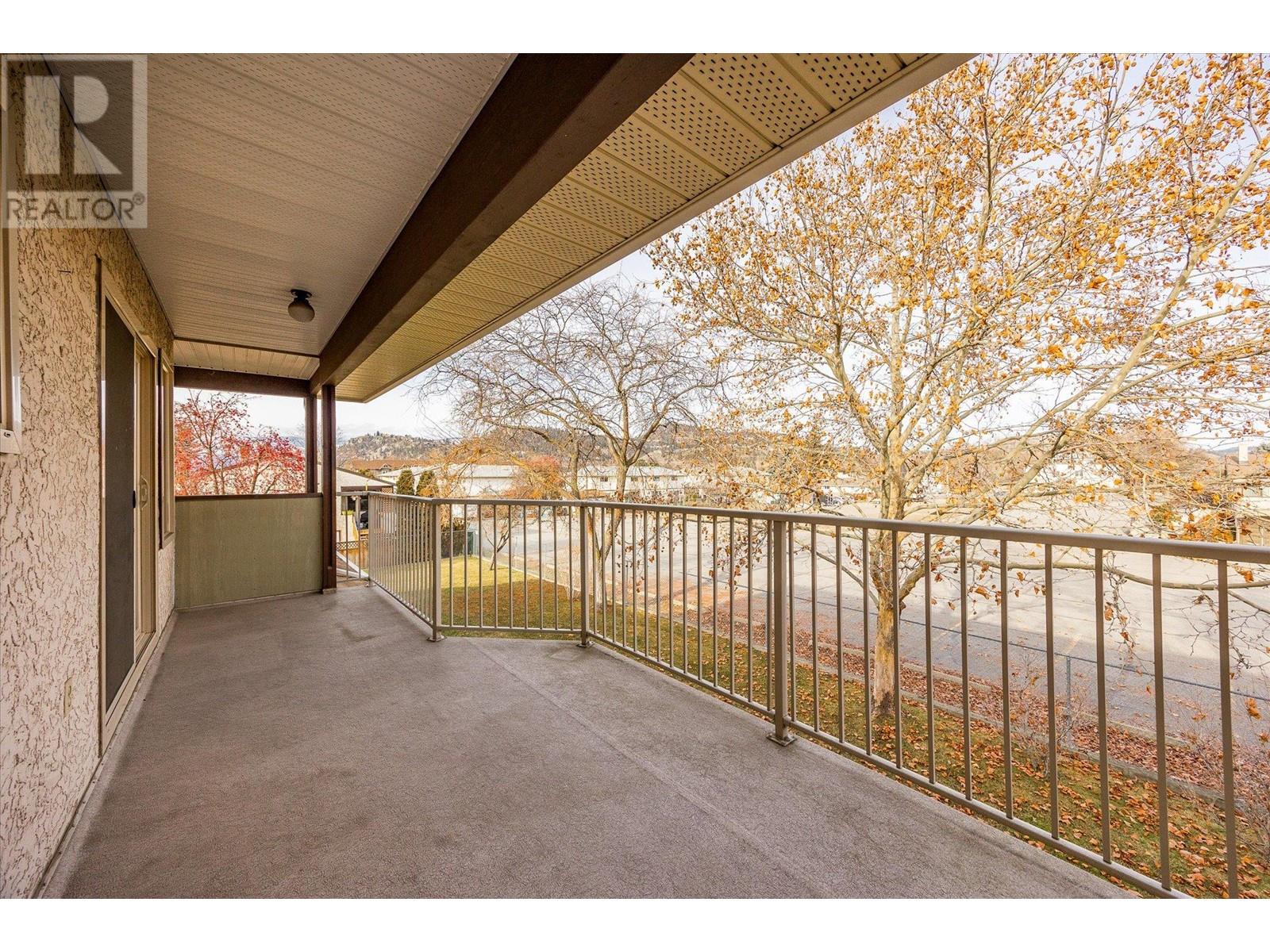 200 Gerstmar Road Unit# 10, Kelowna, British Columbia  V1X 4A7 - Photo 14 - 10347022