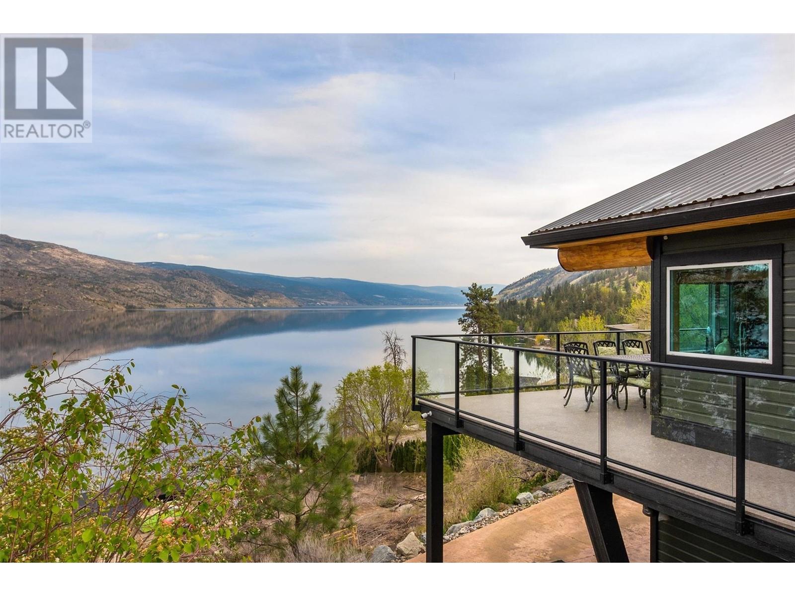 7172 Brent Road, Peachland, British Columbia  V0H 1X9 - Photo 1 - 10346903