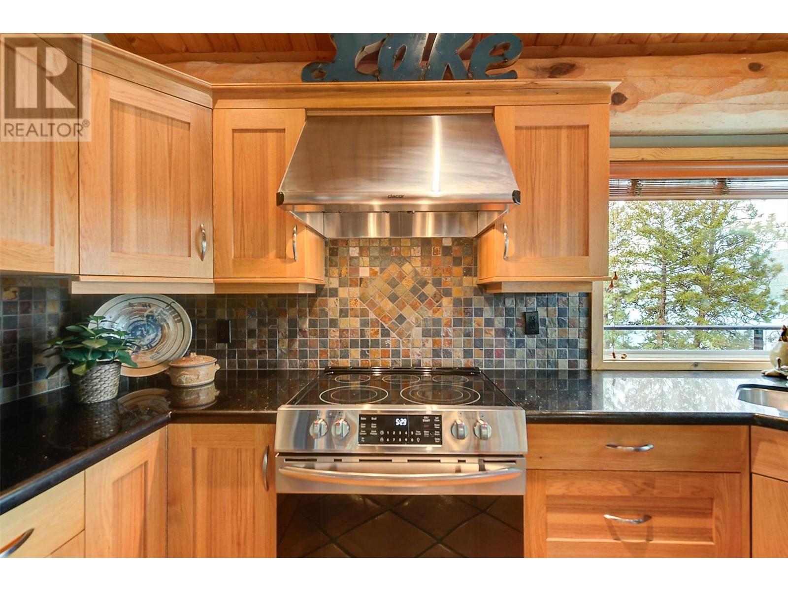 7172 Brent Road, Peachland, British Columbia  V0H 1X9 - Photo 16 - 10346903