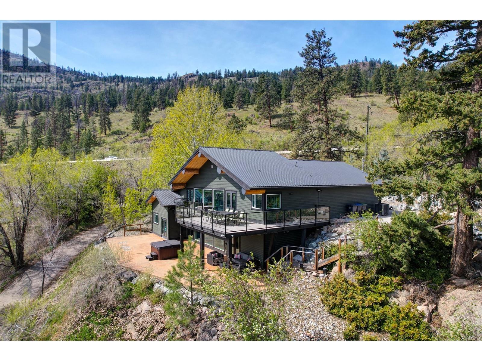 7172 Brent Road, Peachland, British Columbia  V0H 1X9 - Photo 2 - 10346903