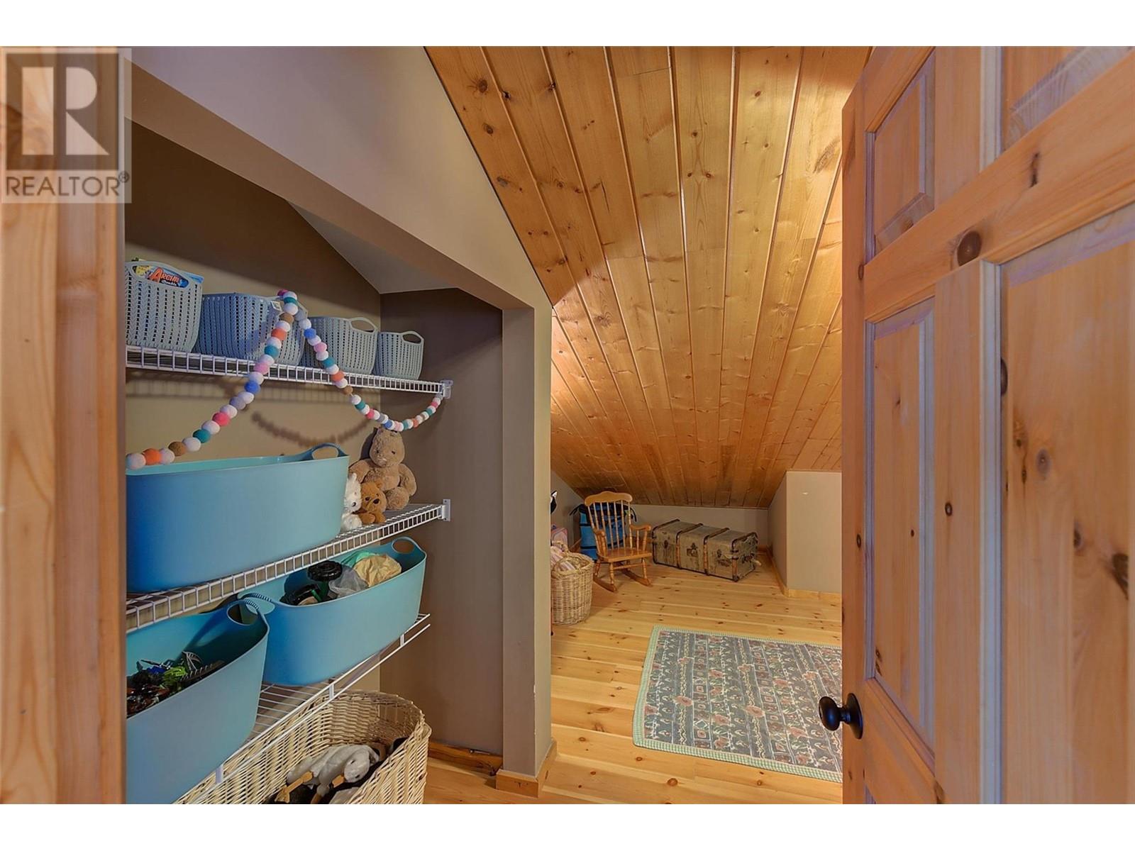 7172 Brent Road, Peachland, British Columbia  V0H 1X9 - Photo 21 - 10346903