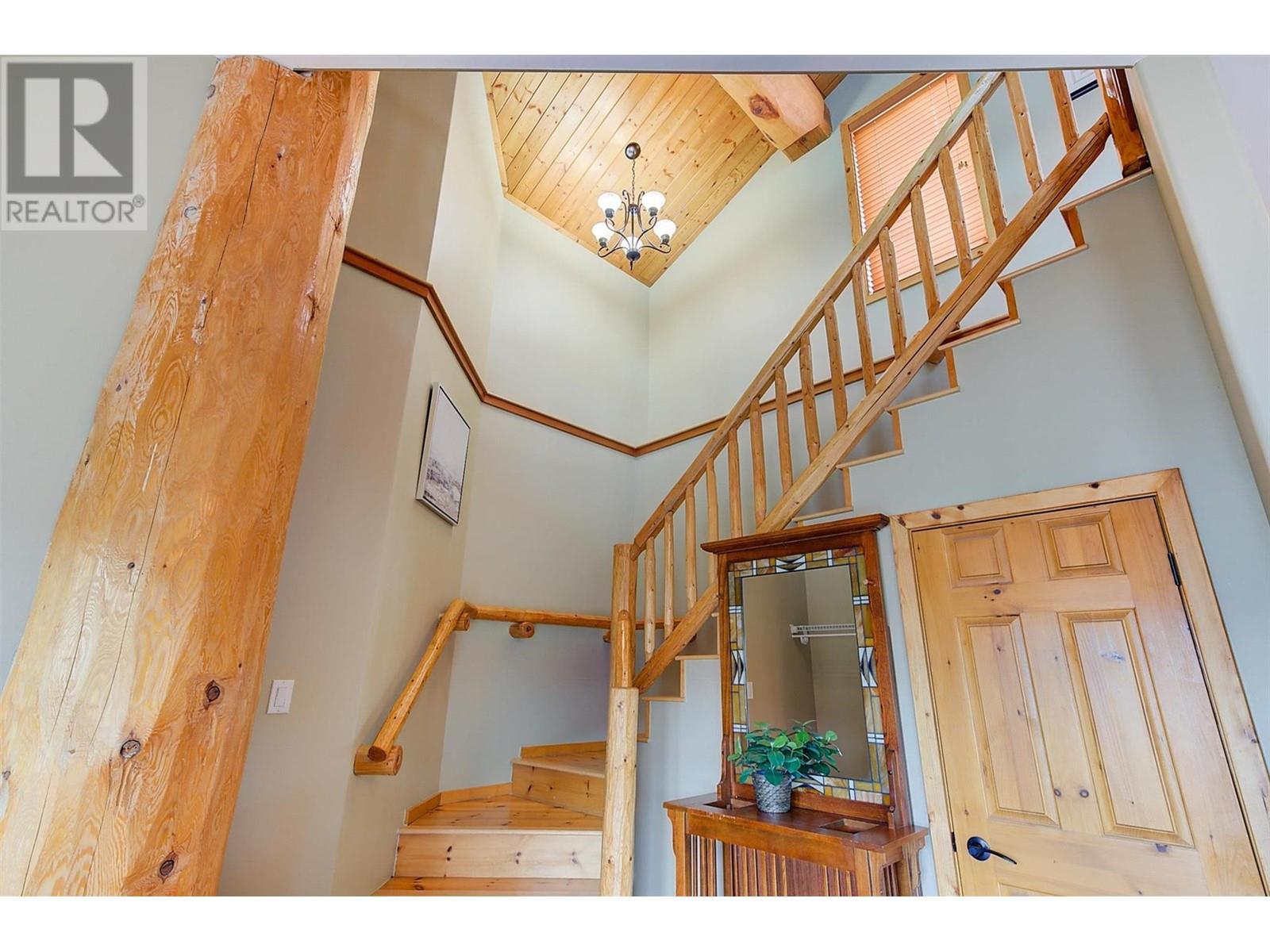 7172 Brent Road, Peachland, British Columbia  V0H 1X9 - Photo 24 - 10346903