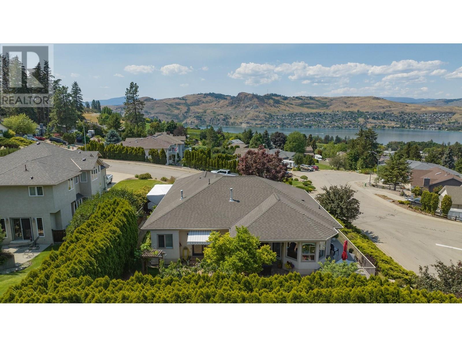 11424 Palfrey Drive East, Coldstream, British Columbia  V1B 2B1 - Photo 2 - 10346947