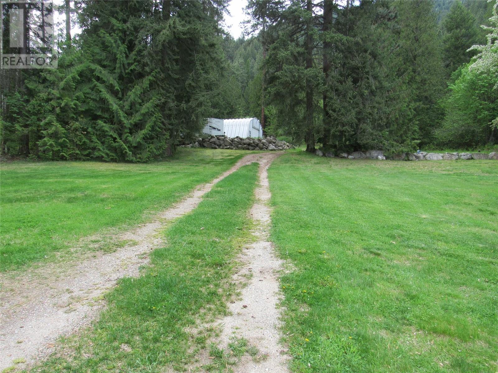 1389 Lookout Road, Castlegar, British Columbia  V1N 4M9 - Photo 28 - 10346880