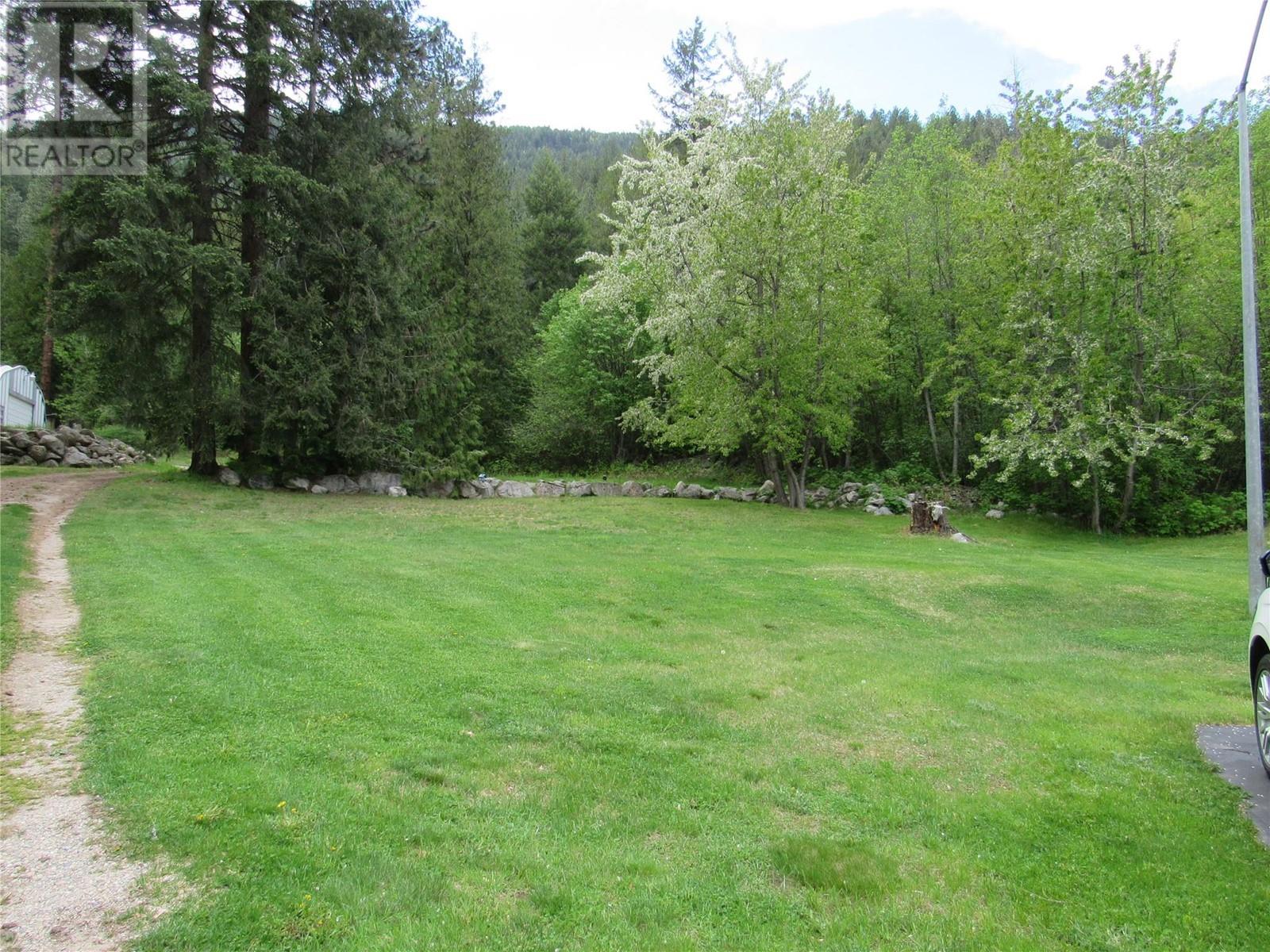 1389 Lookout Road, Castlegar, British Columbia  V1N 4M9 - Photo 29 - 10346880