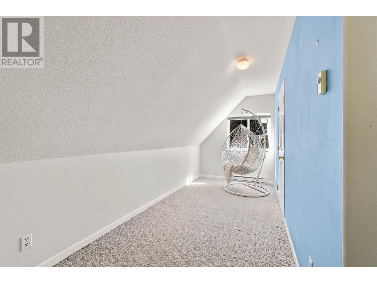 4942 Woodland Court, Kamloops, British Columbia  V2C 6V5 - Photo 17 - 10346999