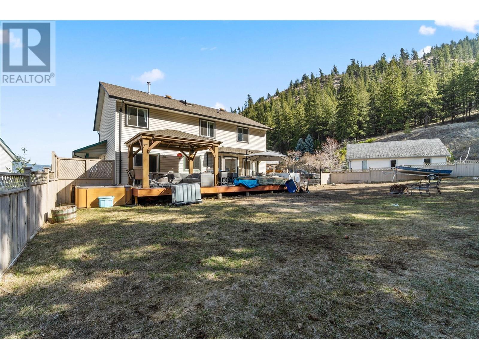 4942 Woodland Court, Kamloops, British Columbia  V2C 6V5 - Photo 32 - 10346999