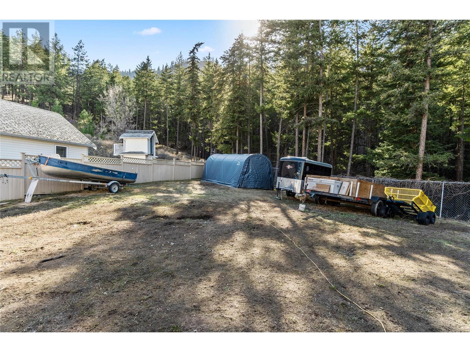 4942 Woodland Court, Kamloops, British Columbia  V2C 6V5 - Photo 37 - 10346999
