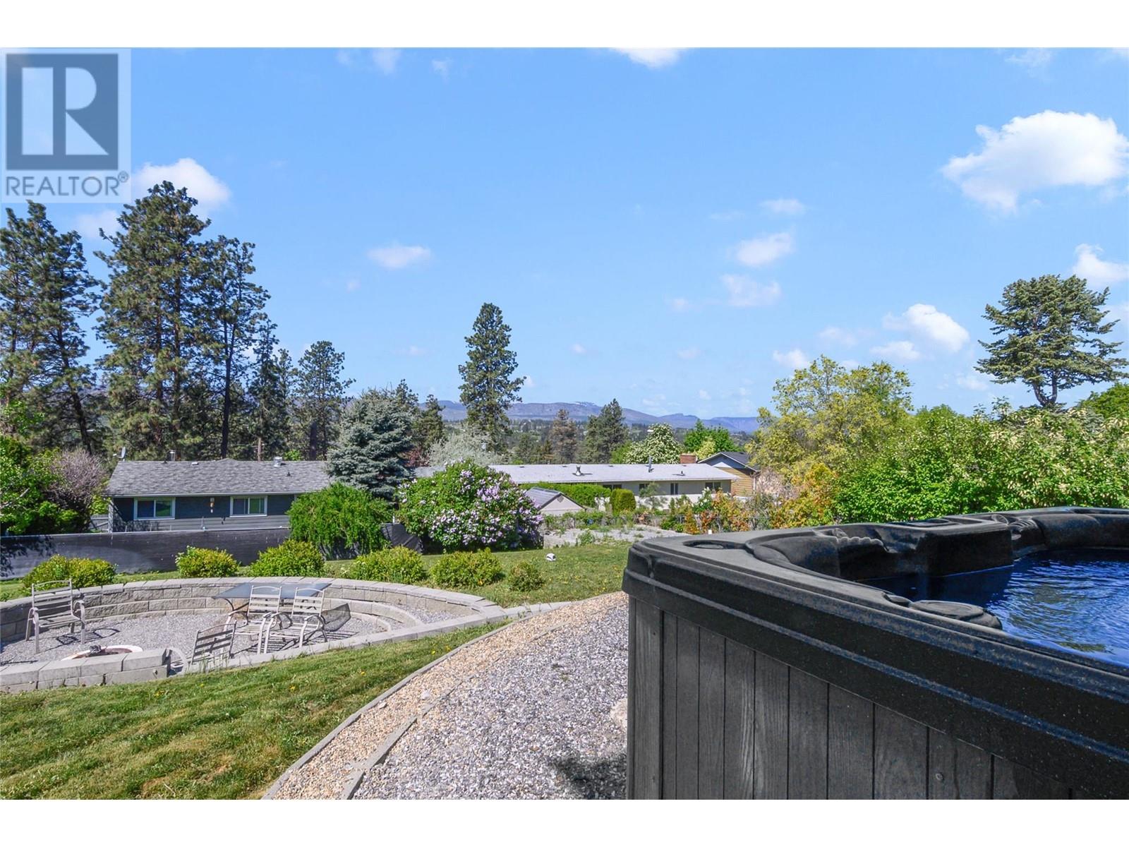 10580 Teresa Road, Lake Country, British Columbia  V4V 1V1 - Photo 5 - 10346827