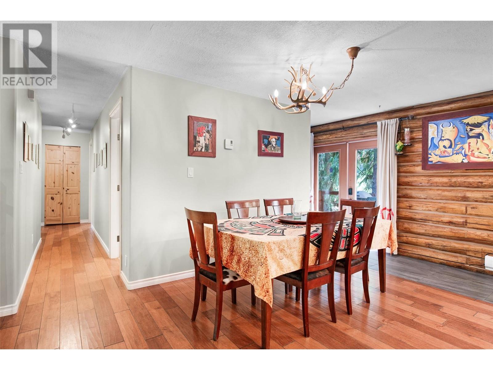 1860 Highway 6, Lumby, British Columbia  V0E 2G1 - Photo 11 - 10346430
