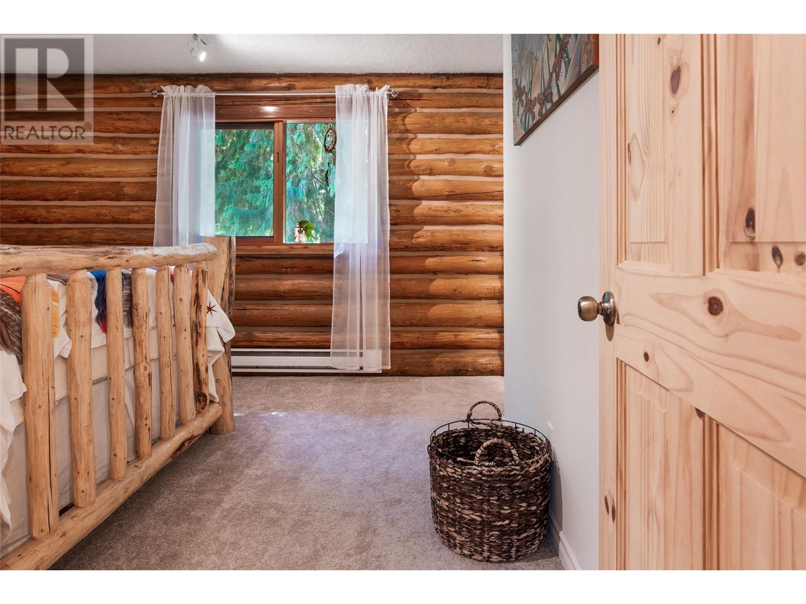 1860 Highway 6, Lumby, British Columbia  V0E 2G1 - Photo 20 - 10346430