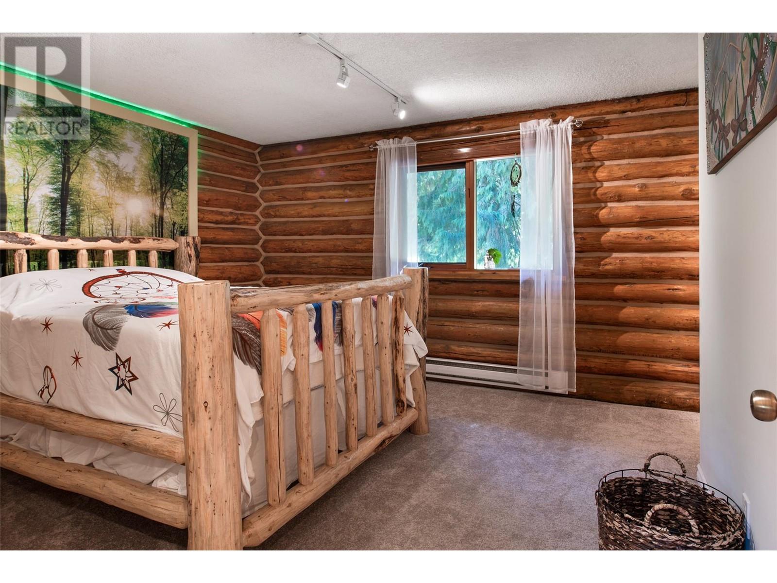1860 Highway 6, Lumby, British Columbia  V0E 2G1 - Photo 21 - 10346430