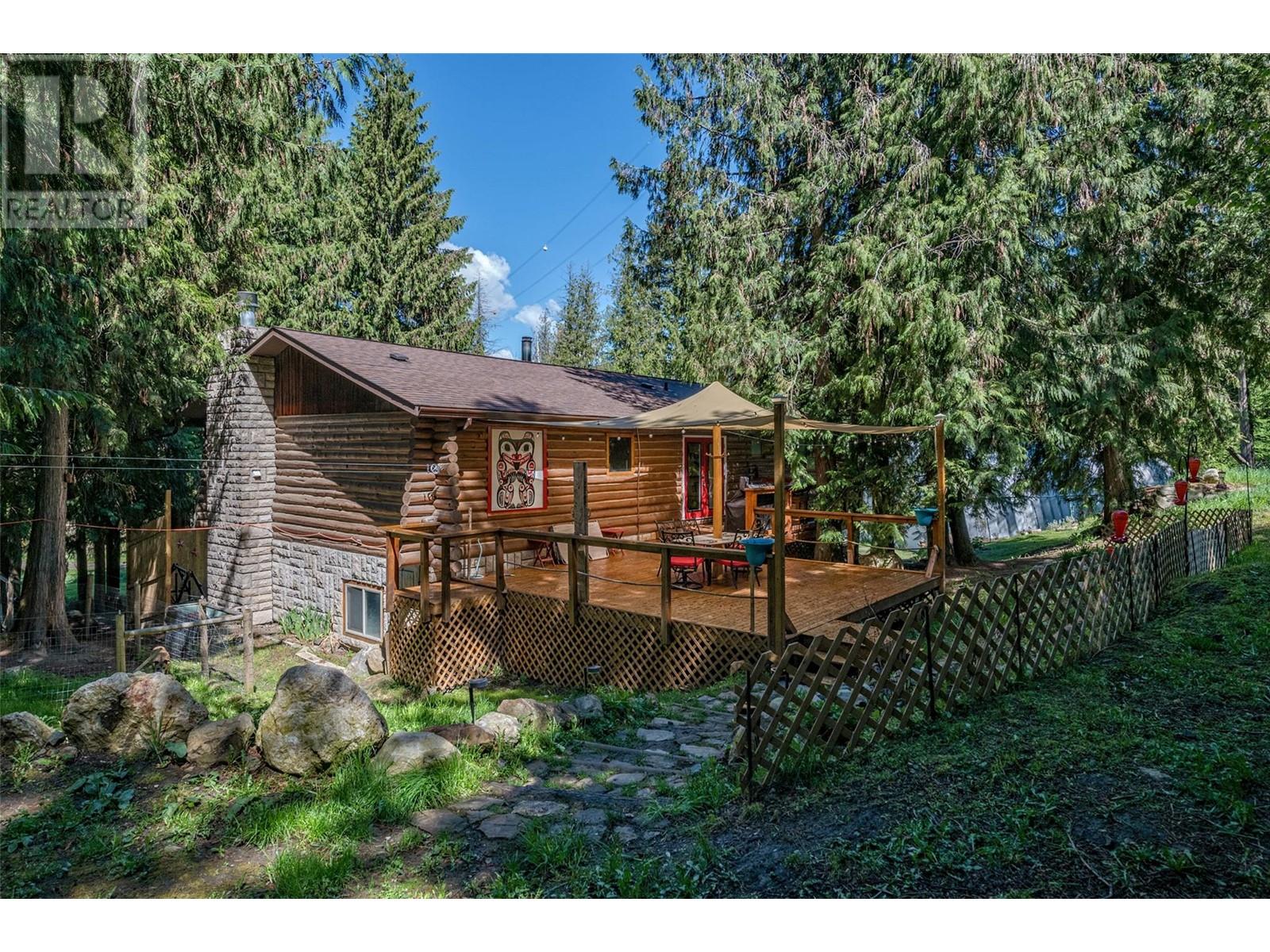 1860 Highway 6, Lumby, British Columbia  V0E 2G1 - Photo 45 - 10346430