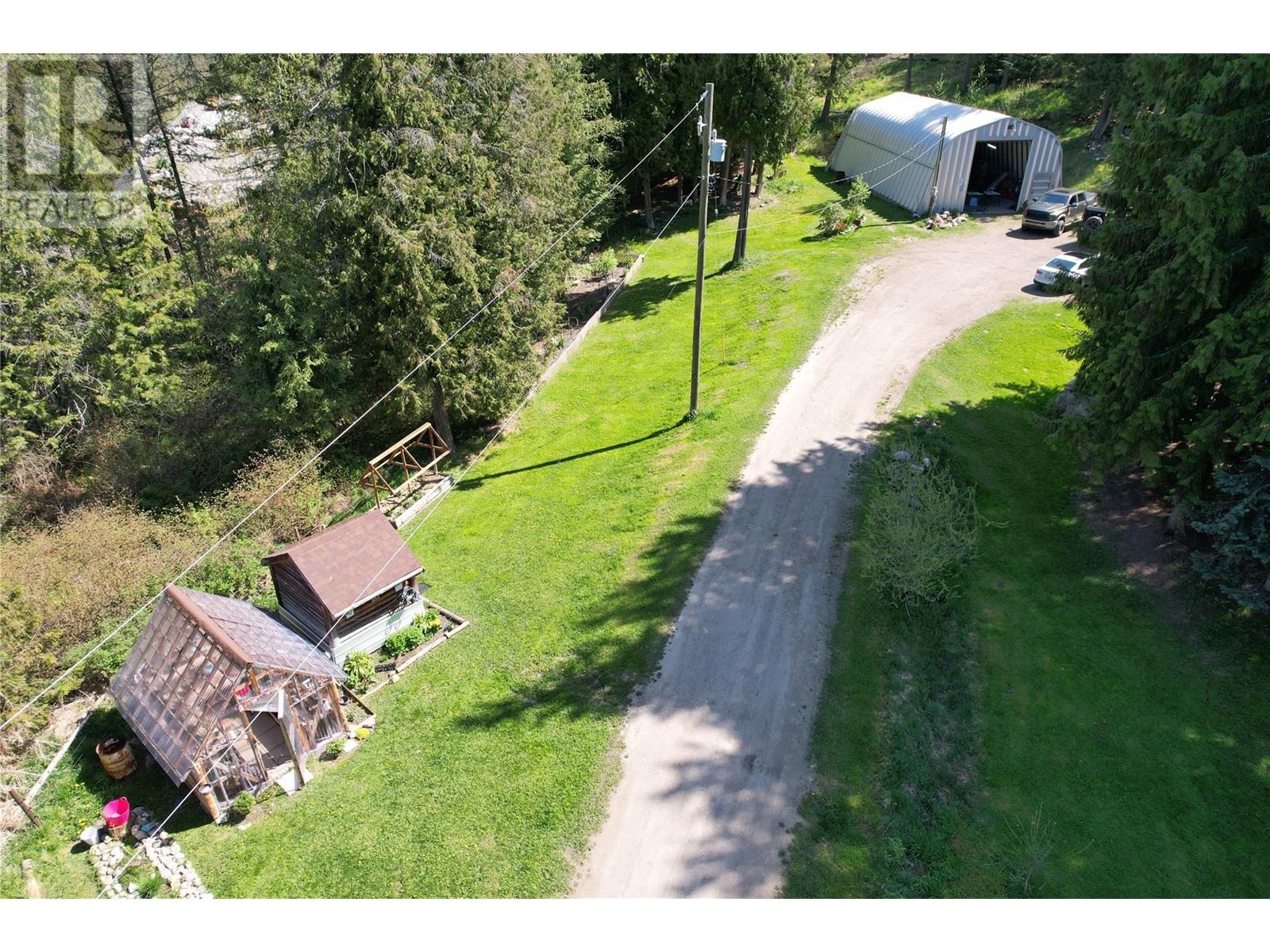 1860 Highway 6, Lumby, British Columbia  V0E 2G1 - Photo 61 - 10346430