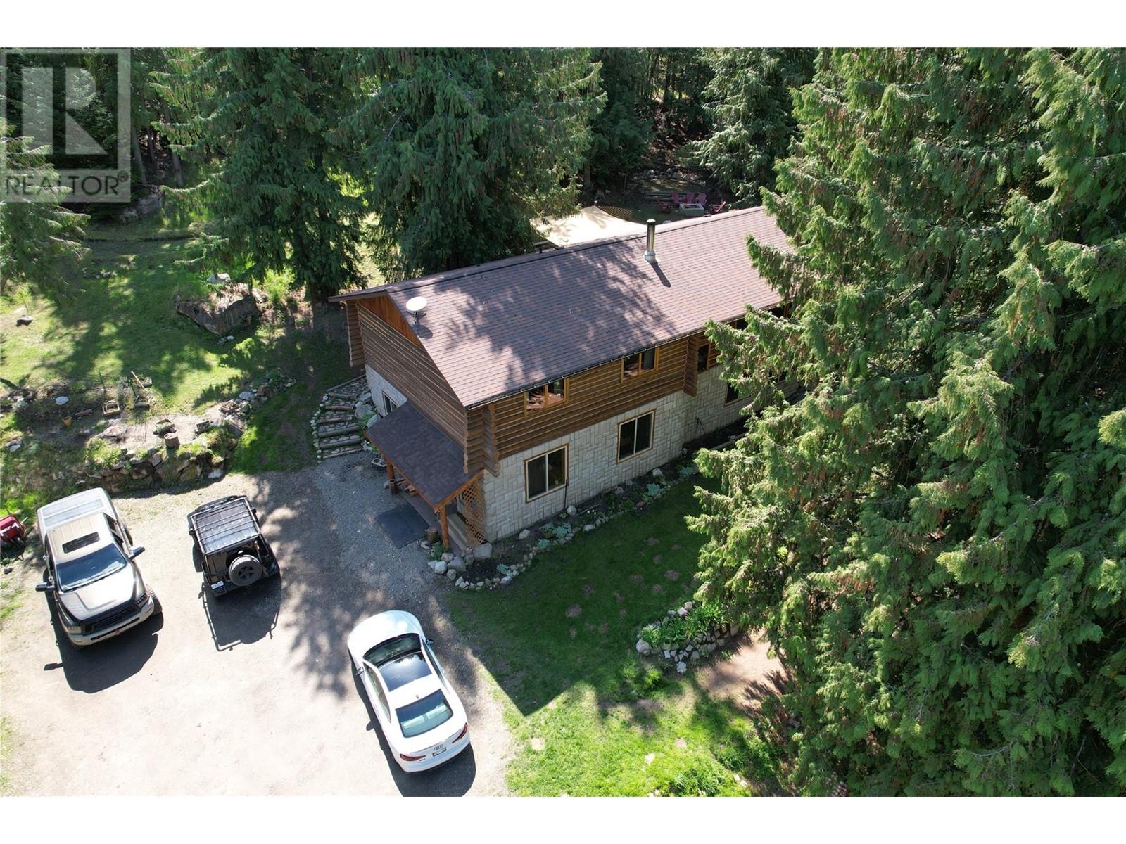 1860 Highway 6, Lumby, British Columbia  V0E 2G1 - Photo 62 - 10346430