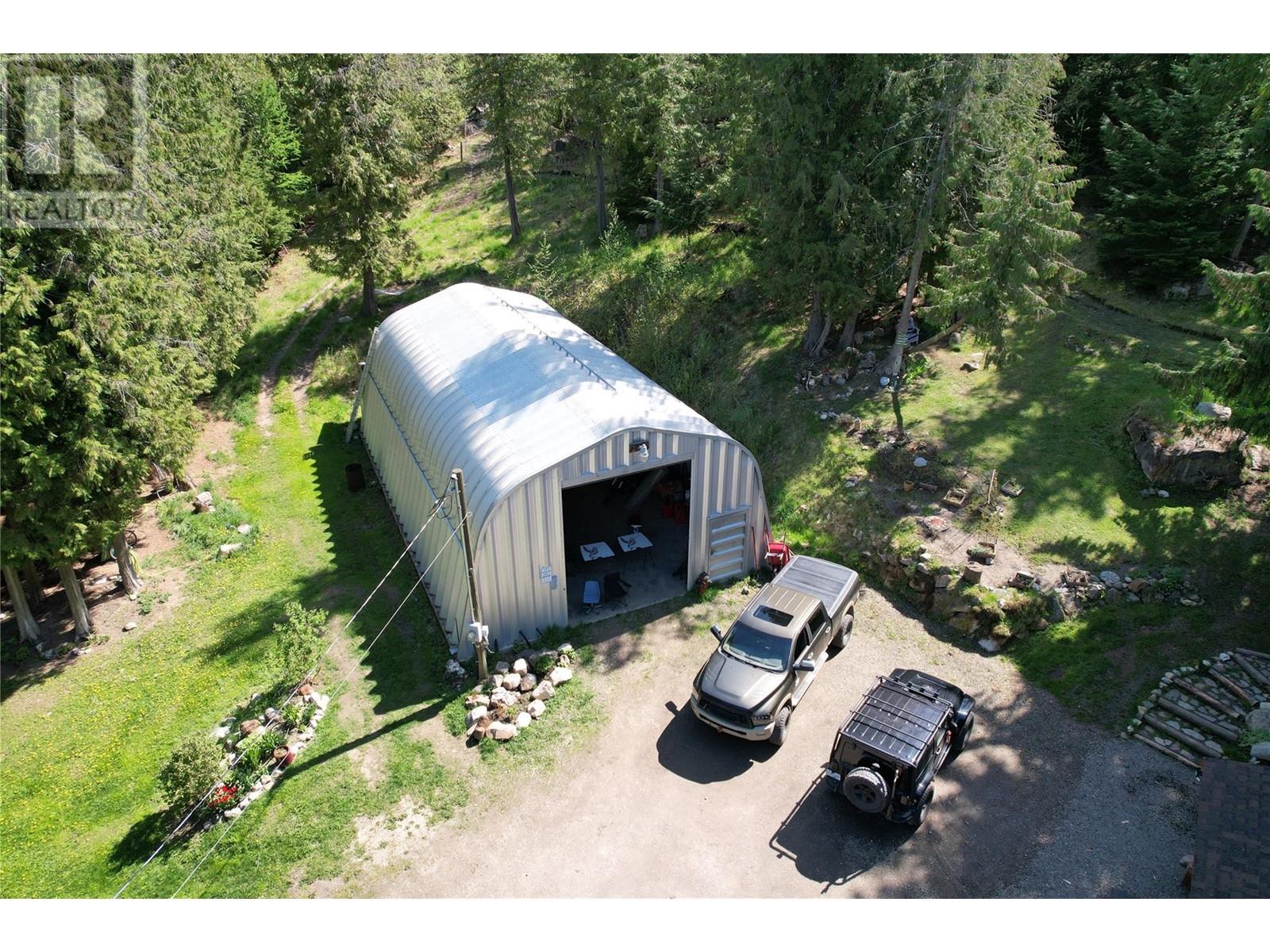 1860 Highway 6, Lumby, British Columbia  V0E 2G1 - Photo 63 - 10346430