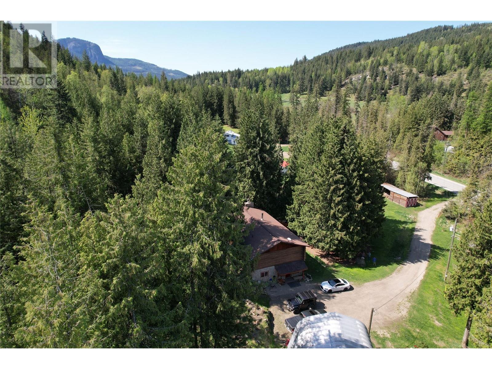 1860 Highway 6, Lumby, British Columbia  V0E 2G1 - Photo 68 - 10346430
