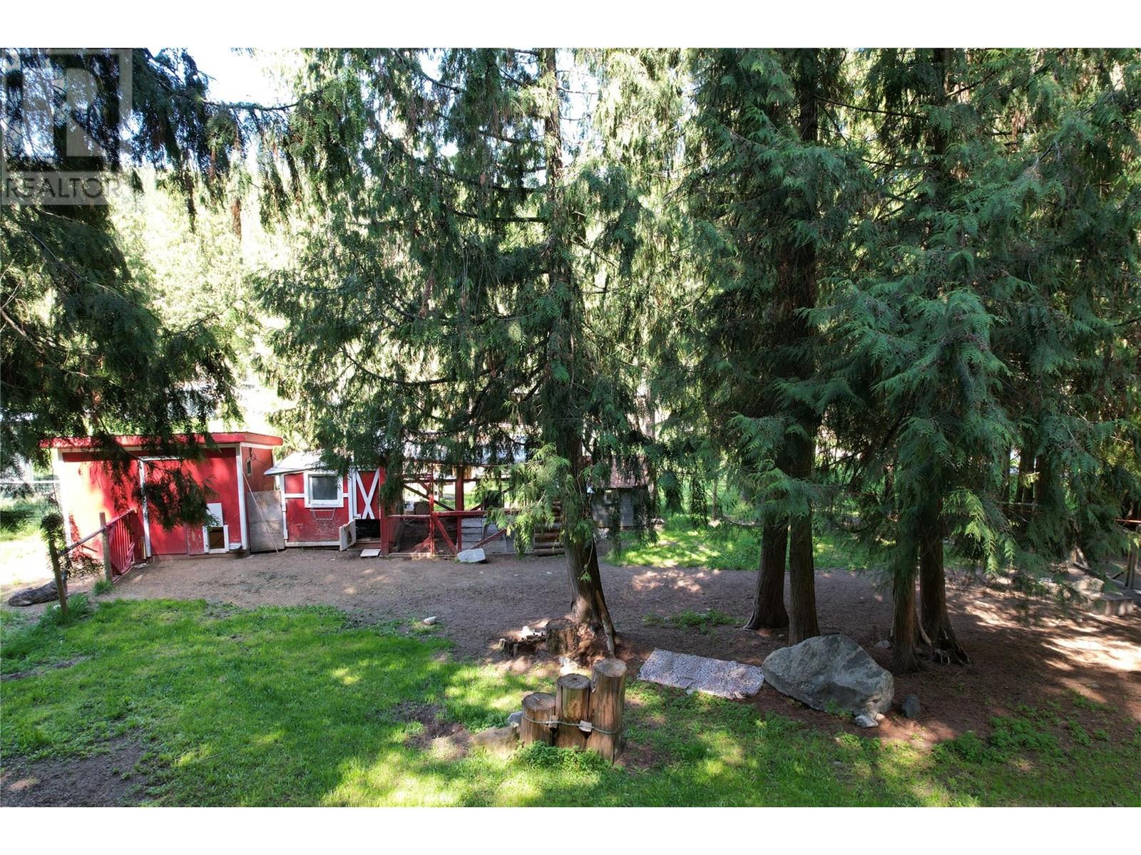 1860 Highway 6, Lumby, British Columbia  V0E 2G1 - Photo 78 - 10346430