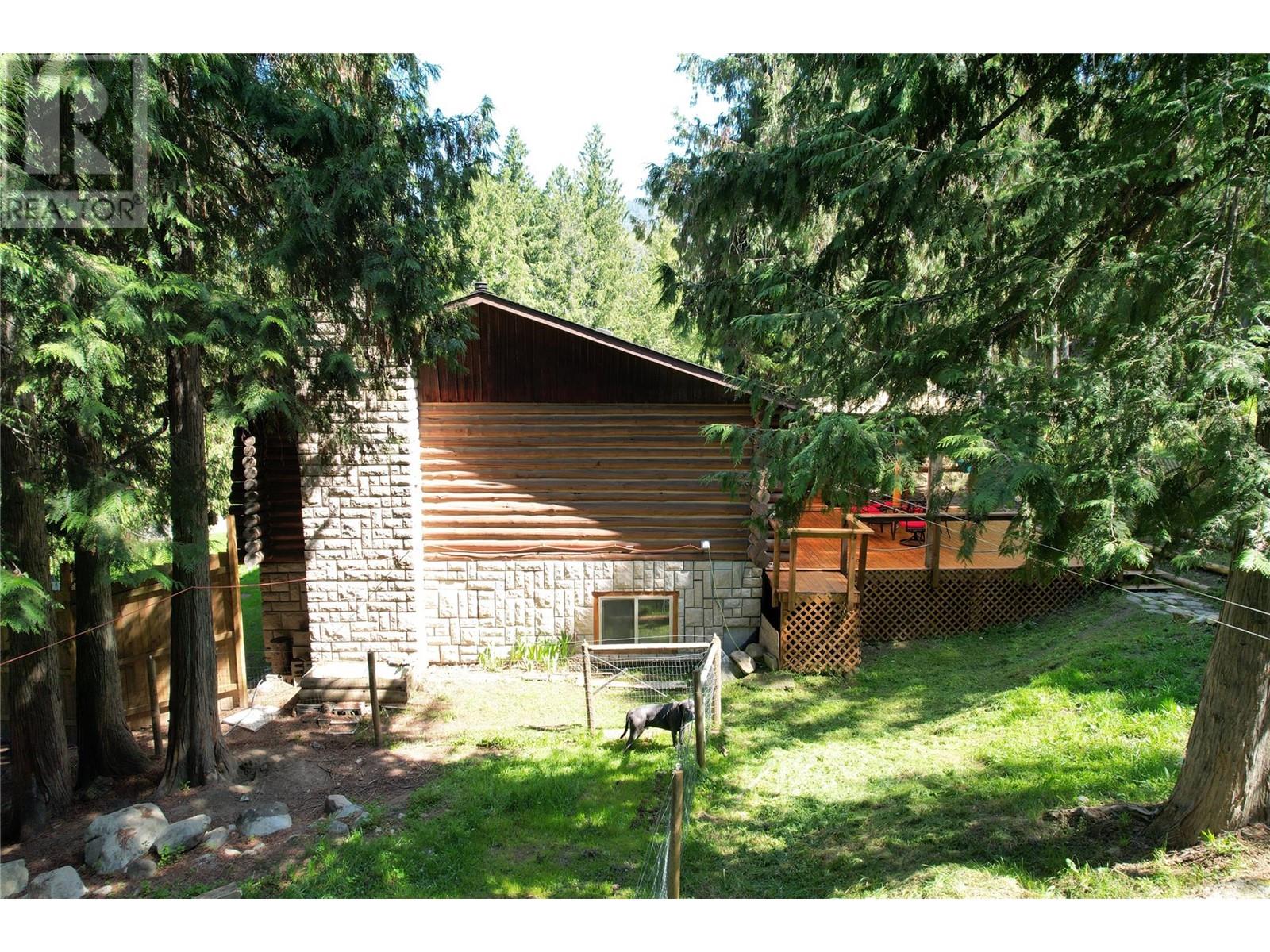 1860 Highway 6, Lumby, British Columbia  V0E 2G1 - Photo 79 - 10346430