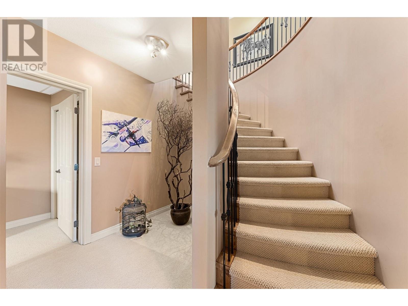 665 Denali Drive, Kelowna, British Columbia  V1V 2P5 - Photo 28 - 10346158