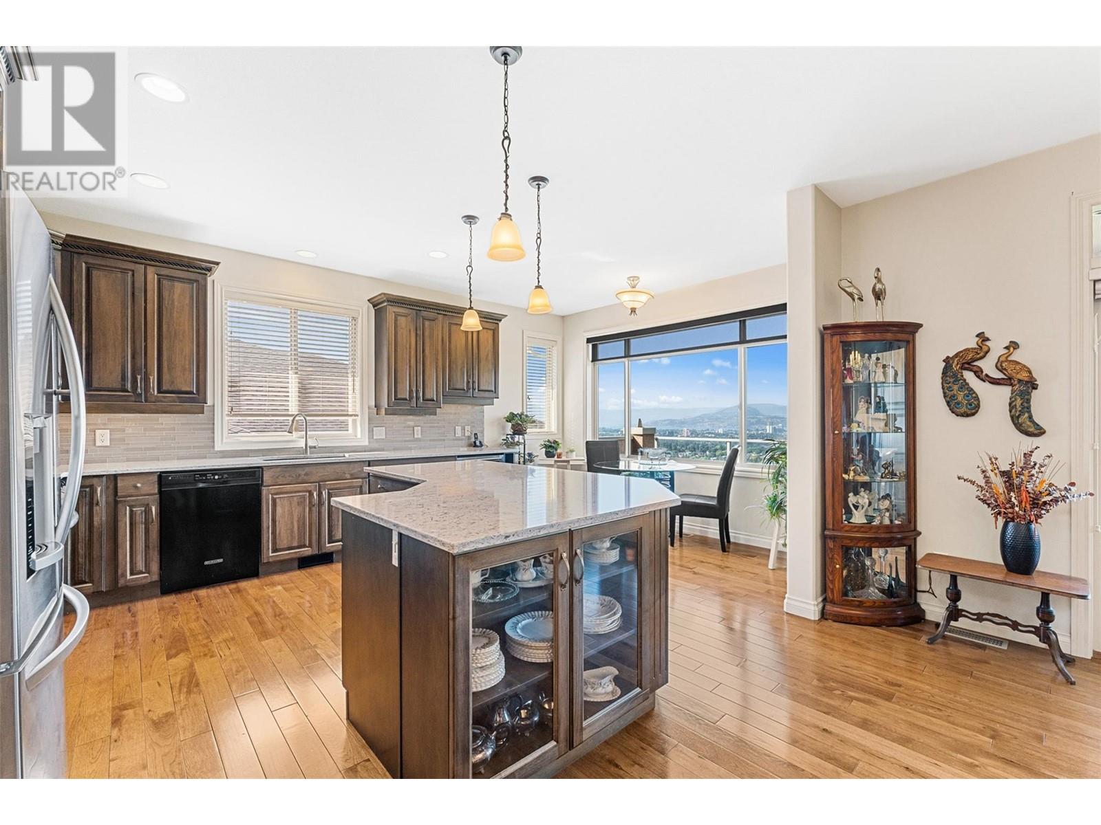 665 Denali Drive, Kelowna, British Columbia  V1V 2P5 - Photo 7 - 10346158