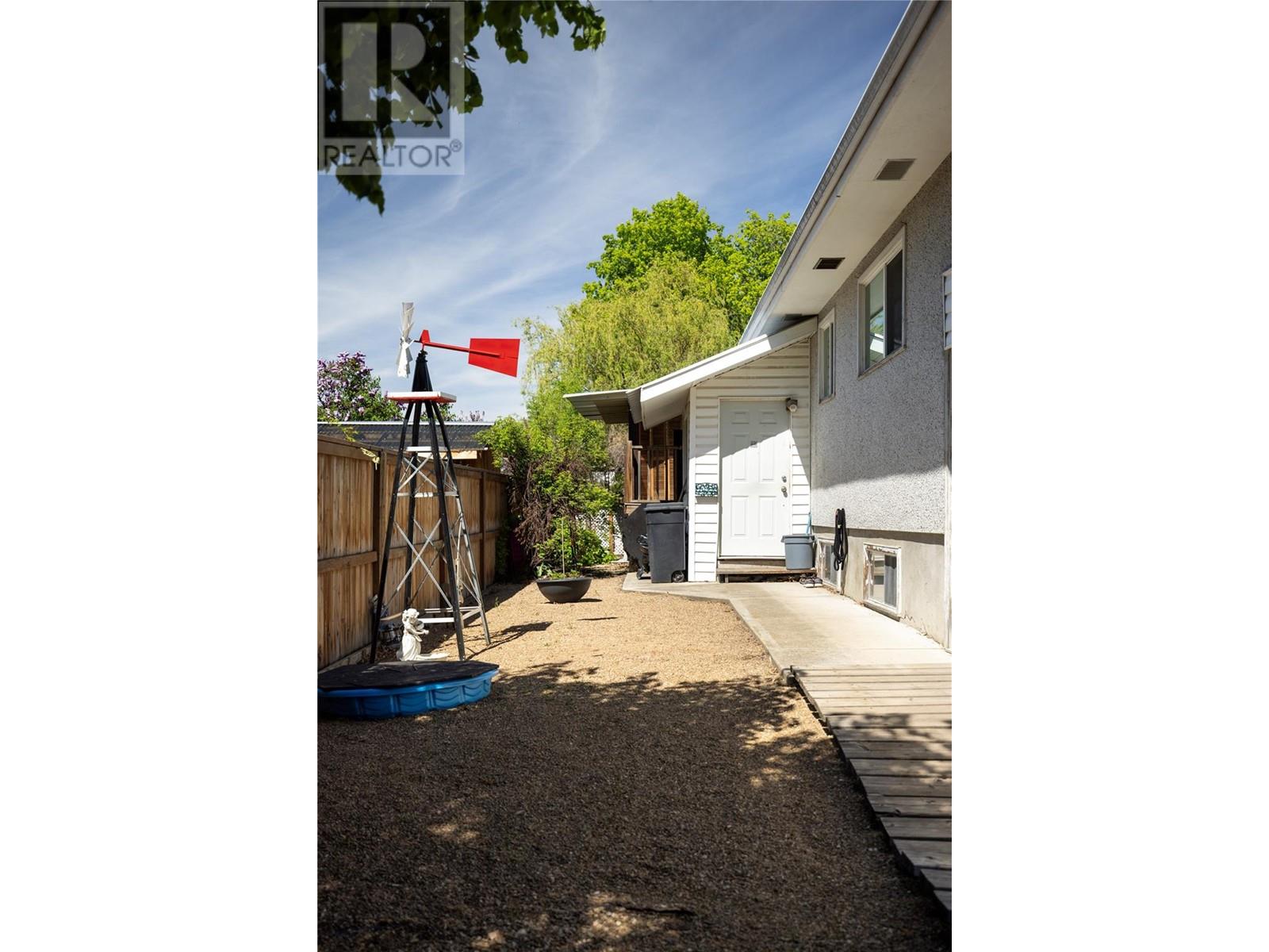 4306 21 Street, Vernon, British Columbia  V1T 4G7 - Photo 10 - 10347074