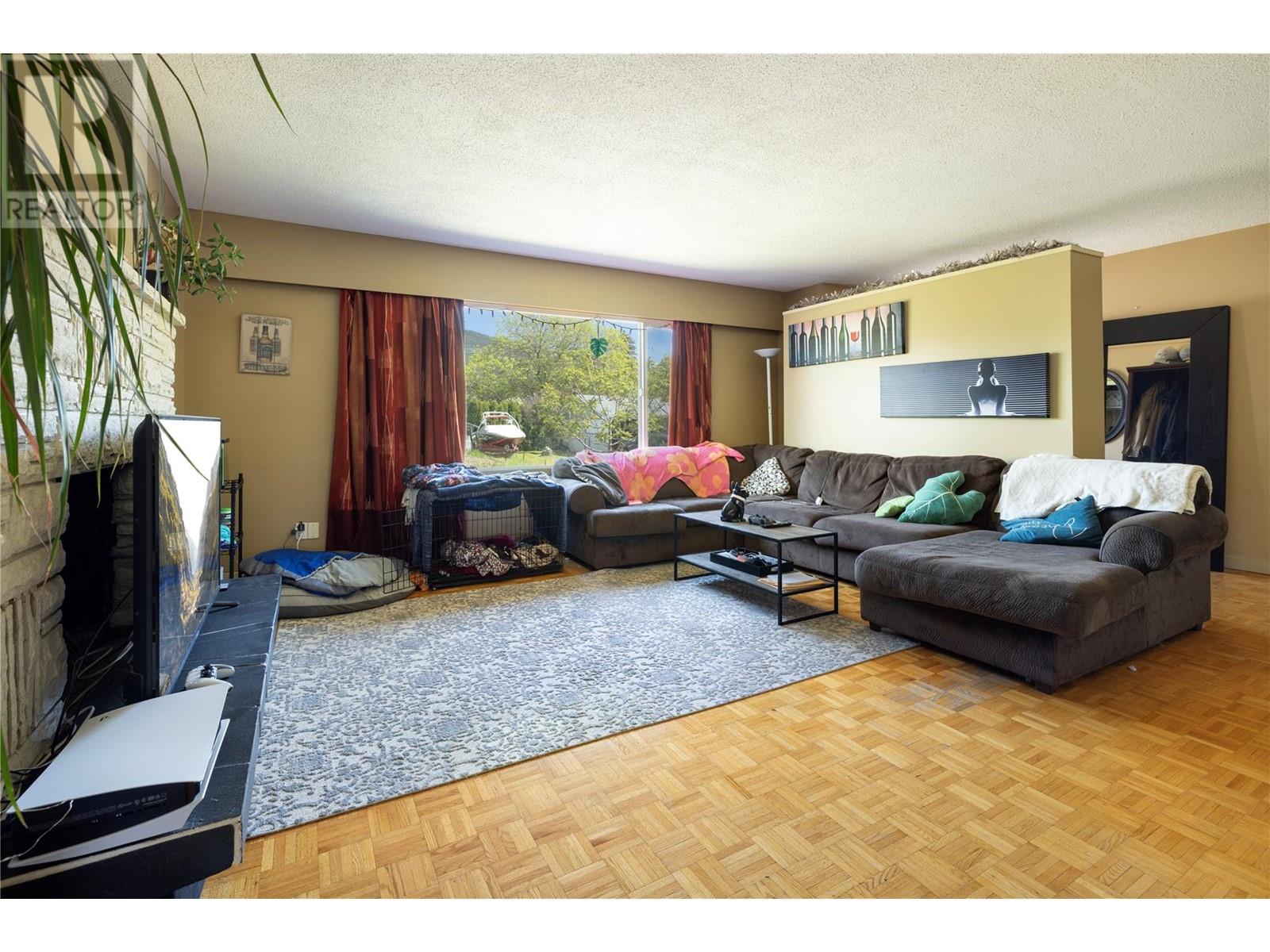 4306 21 Street, Vernon, British Columbia  V1T 4G7 - Photo 17 - 10347074