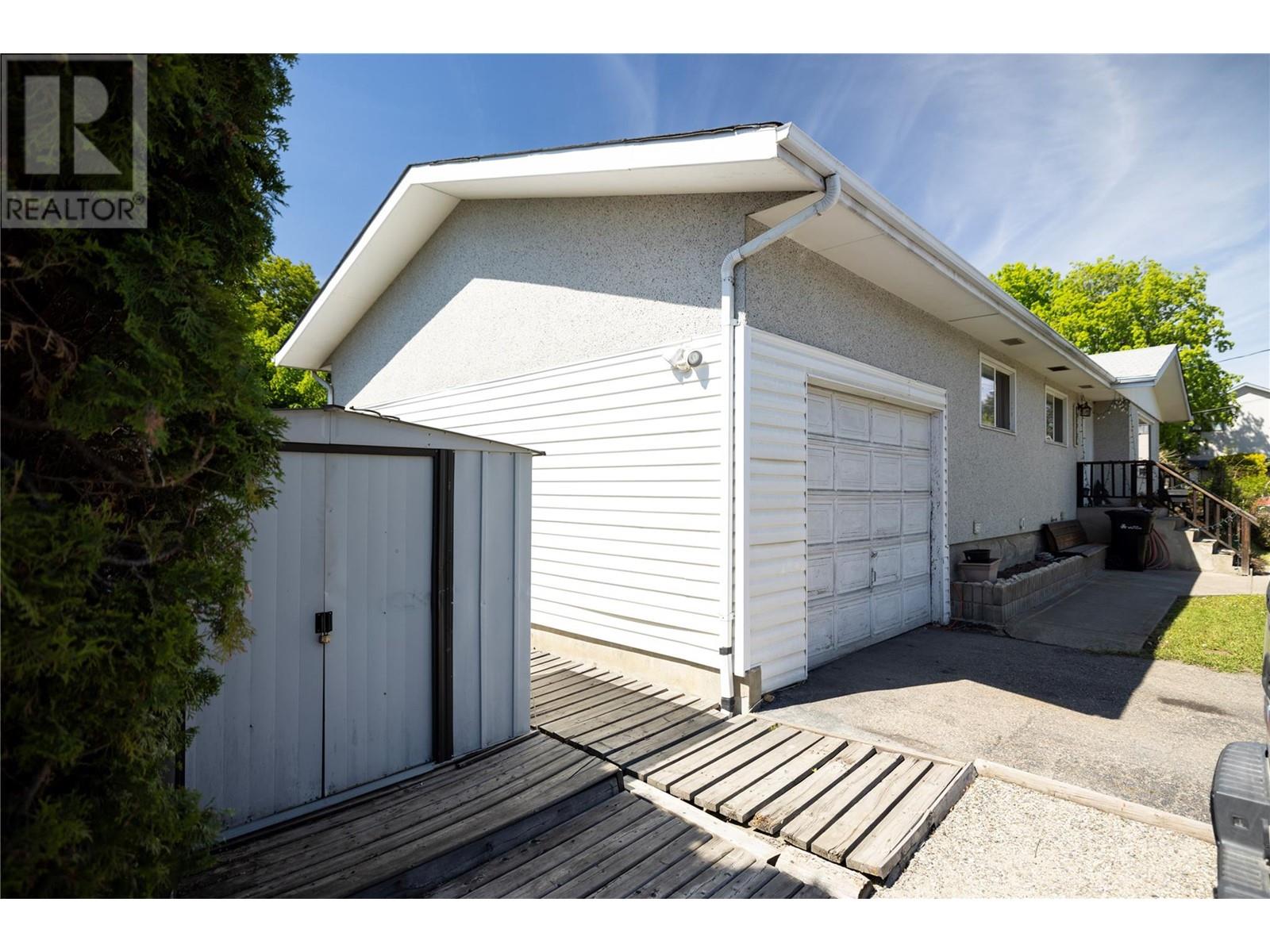 4306 21 Street, Vernon, British Columbia  V1T 4G7 - Photo 7 - 10347074