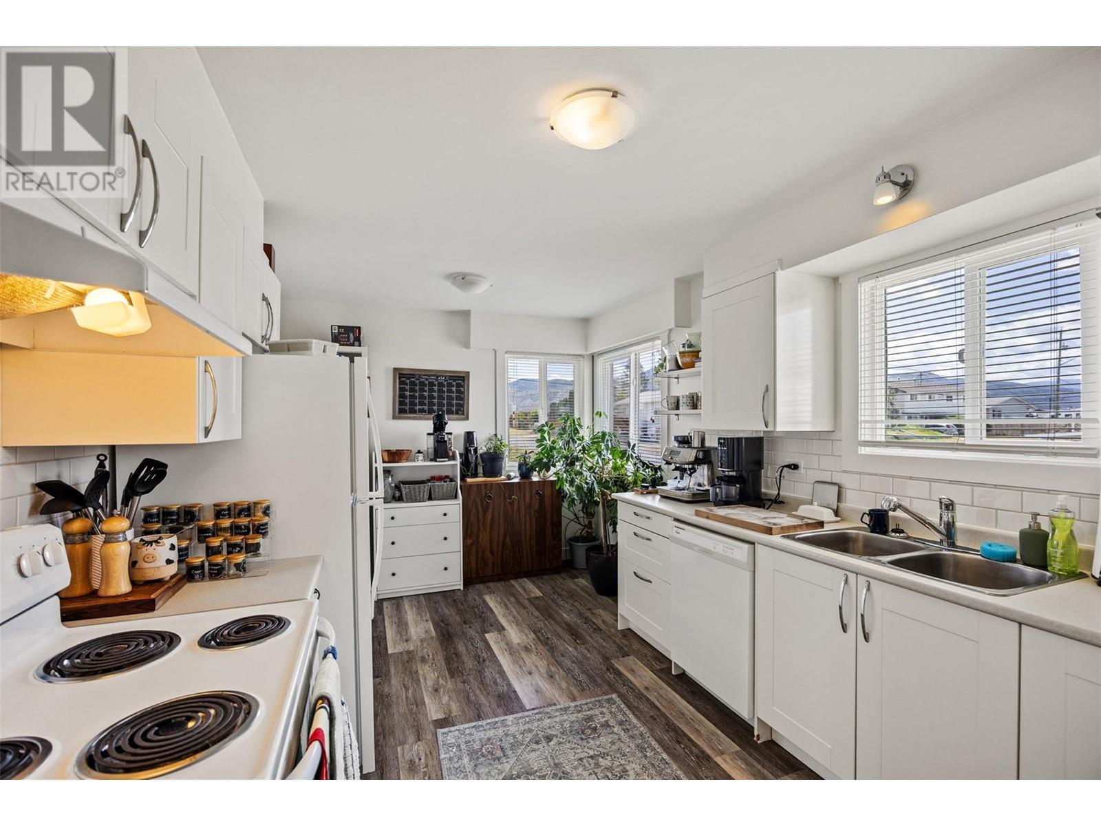 882 Selkirk Avenue, Kamloops, British Columbia  V2B 1T9 - Photo 40 - 10347062