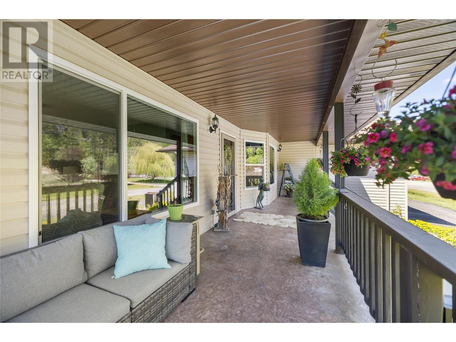 1333 8th Avenue N, Creston, British Columbia  V0B 1G6 - Photo 41 - 10346946