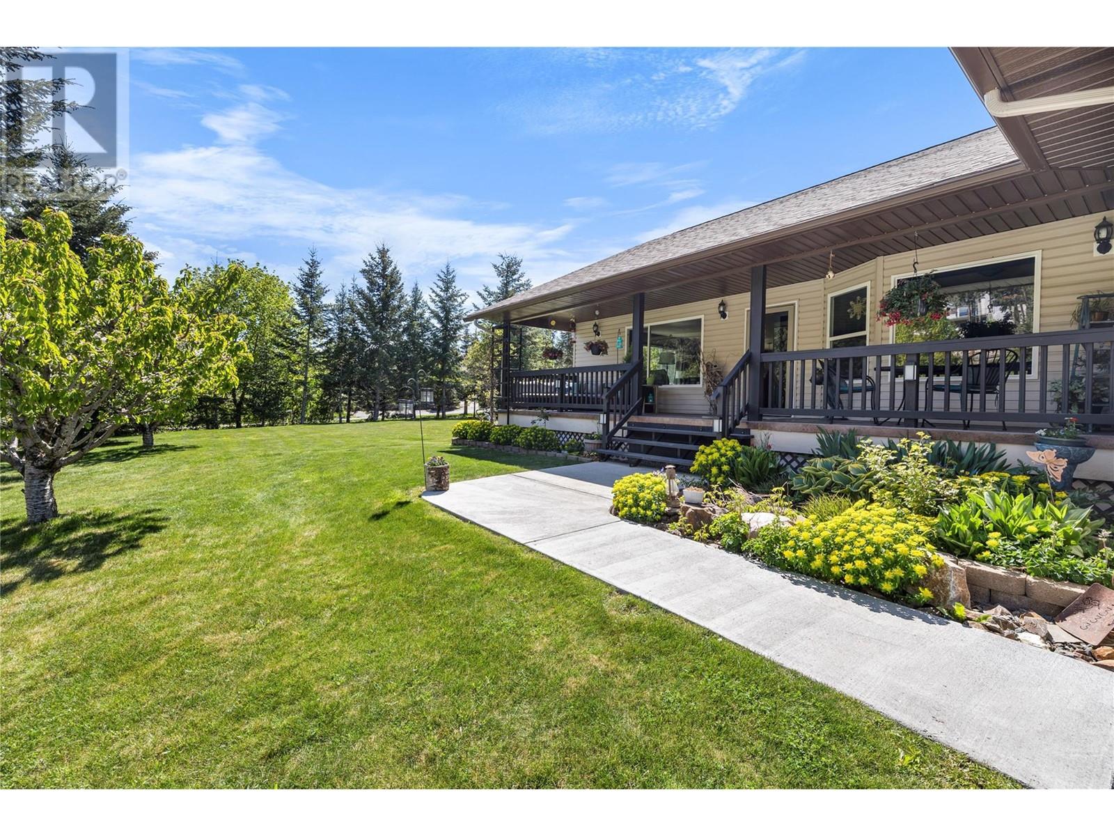 1333 8th Avenue N, Creston, British Columbia  V0B 1G6 - Photo 44 - 10346946